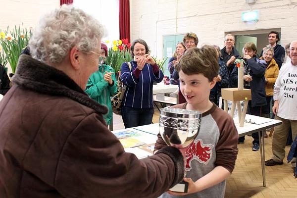 12. The Bedding Family Trophy presented by Joyce Bedding to Ben Wade-Martin.jpg